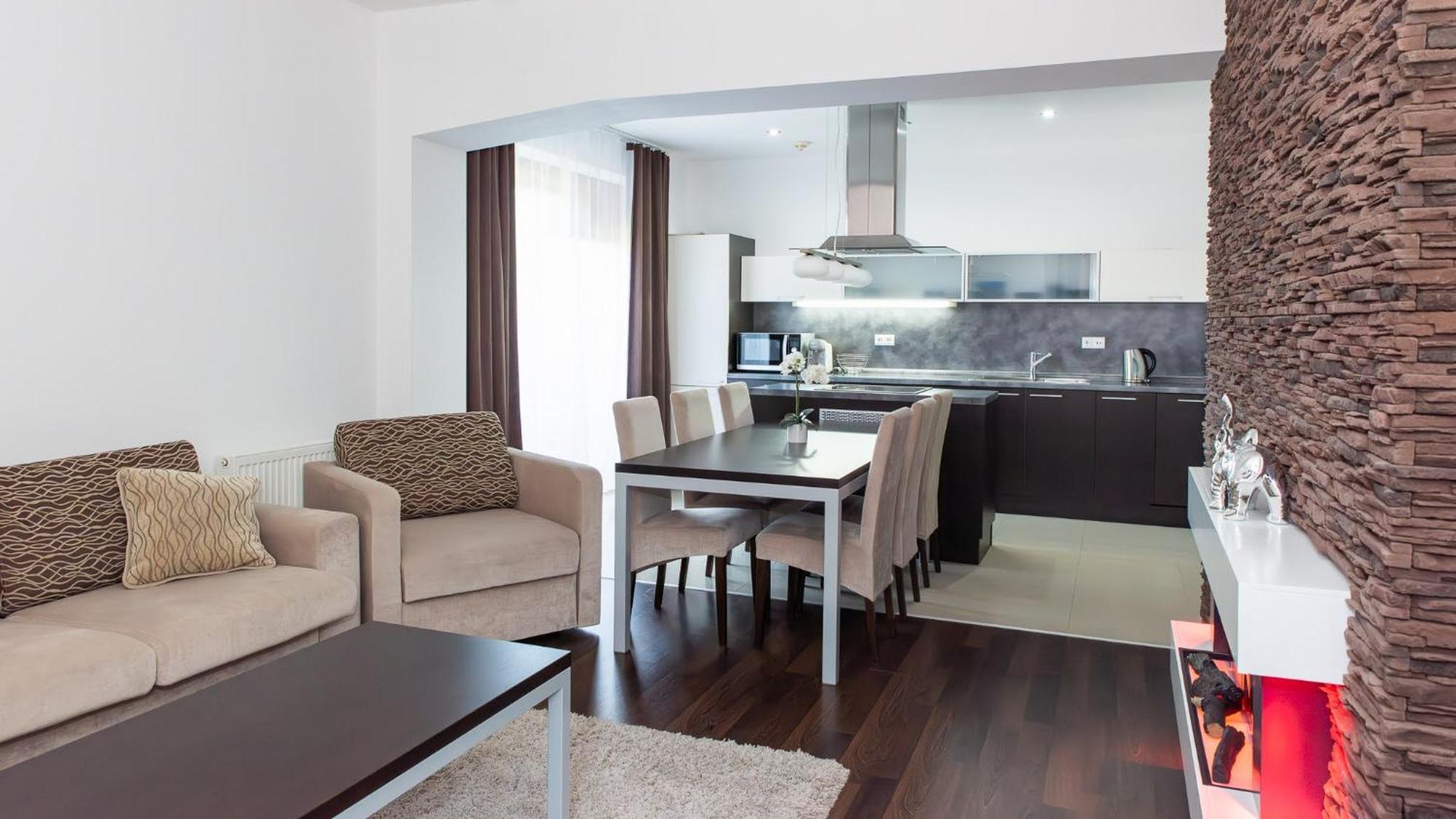A&M Apartment โดโนวาลี ภายนอก รูปภาพ