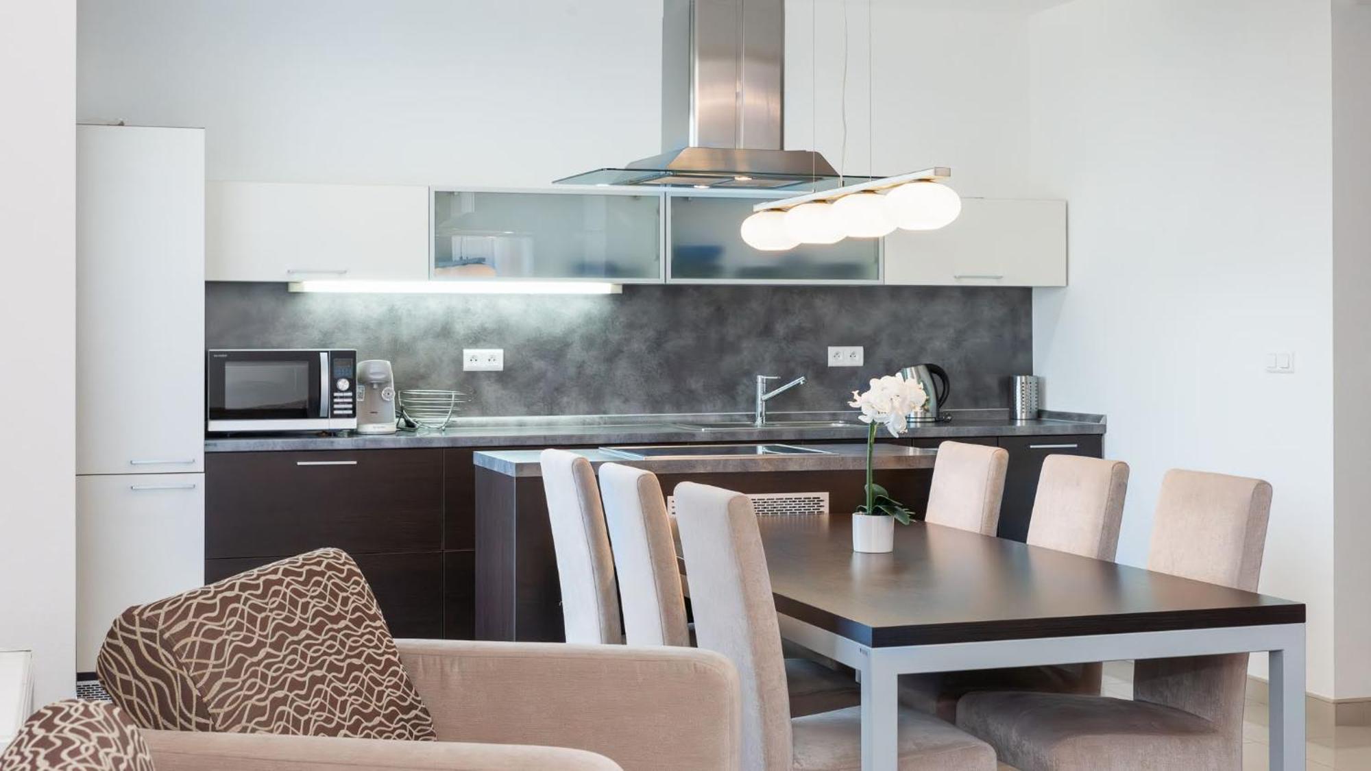 A&M Apartment โดโนวาลี ภายนอก รูปภาพ
